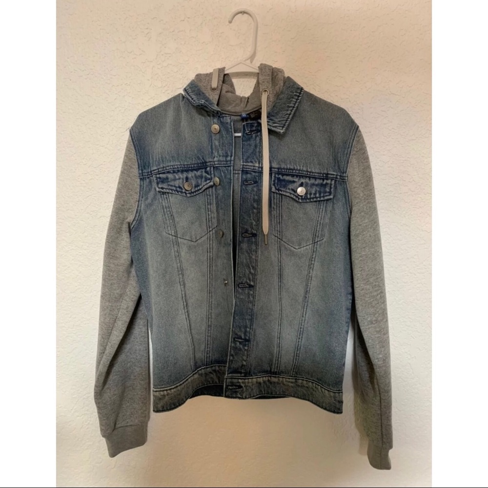 H&M’s Jean jacket 💥